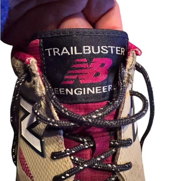 New Balance Trailbuster Mens 9.5 Camping hiking Navy/Tan - Picture 7 of 10